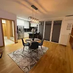 Comfortable With 2 Bedrooms And 2 Balconies On Borkowska Street * קרקוב