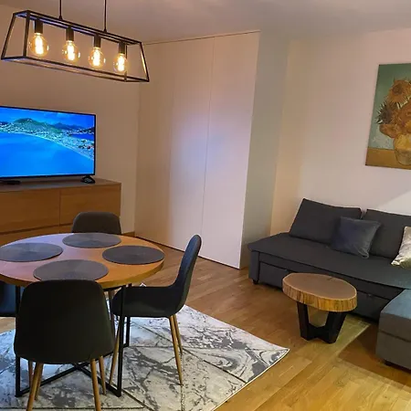 Apartment Comfortable With 2 Bedrooms And 2 Balconies On Borkowska Street