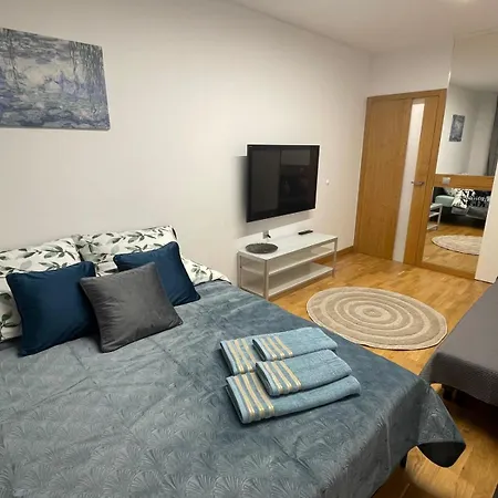 Comfortable With 2 Bedrooms And 2 Balconies On Borkowska Street Krakow